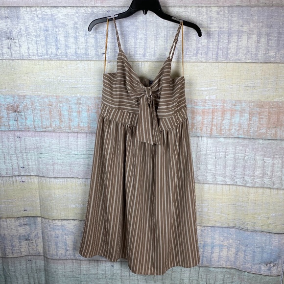 Basil Lola Dresses & Skirts - Basil Lola Cuttout Bow Stripe Print Dress P3